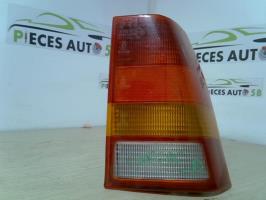 Feu arriere principal droit (feux)