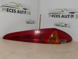 Feu arriere principal droit (feux)