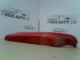 Feu arriere principal droit (feux)