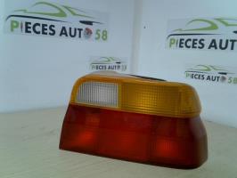 Feu arriere principal droit (feux)