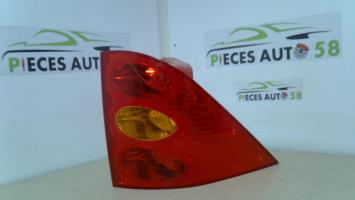Feu arriere principal droit (feux)