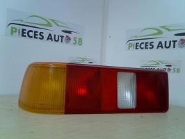 Feu arriere principal gauche (feux)