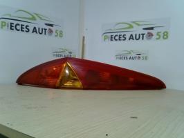 Feu arriere principal gauche (feux)