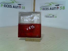 Feu arriere secondaire droit (feux)