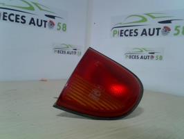 Feu arriere secondaire gauche (feux)