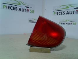 Feu arriere secondaire gauche (feux)
