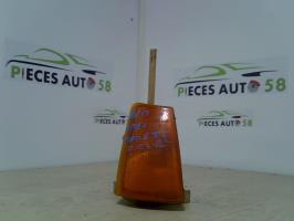 Optique avant secondaire droit (feux)(clignotant)