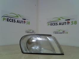 Optique avant secondaire droit (feux)(clignotant)