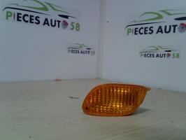 Optique avant secondaire gauche (feux)(clignotant)
