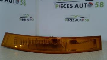 Optique avant secondaire gauche (feux)(clignotant)