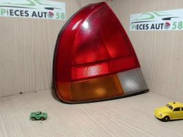 Feu arriere principal gauche (feux)