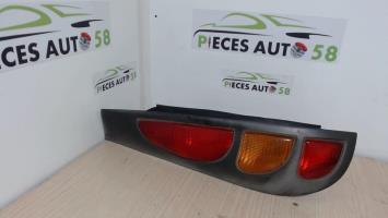 Feu arriere principal gauche (feux)