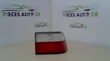 Feu arriere principal droit (feux)