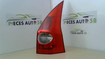 Feu arriere principal droit (feux)