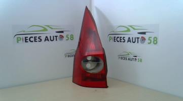 Feu arriere principal gauche (feux)