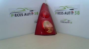 Feu arriere principal gauche (feux)