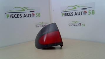 Feu arriere principal gauche (feux)