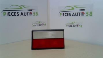 Feu arriere secondaire droit (feux)