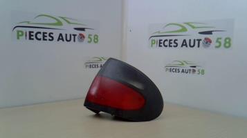 Feu arriere principal gauche (feux)