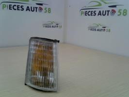 Optique avant secondaire droit (feux)(clignotant)