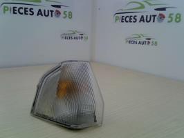 Optique avant secondaire droit (feux)(clignotant)