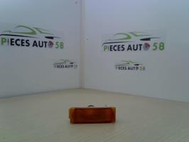 Optique avant secondaire droit (feux)(clignotant)