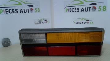 Feu arriere principal droit (feux)