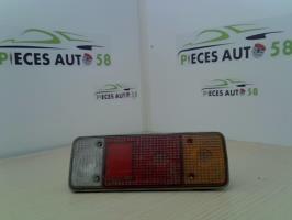 Feu arriere secondaire droit (feux)