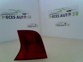 Feu arriere secondaire droit (feux)