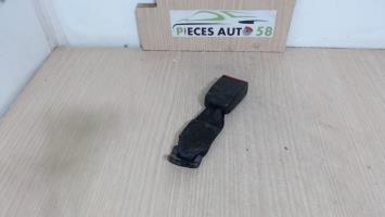 Attache ceinture arriere gauche