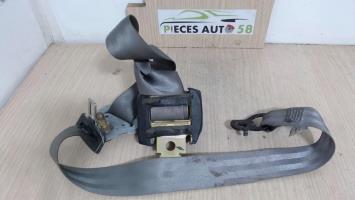 Ceinture avant droit