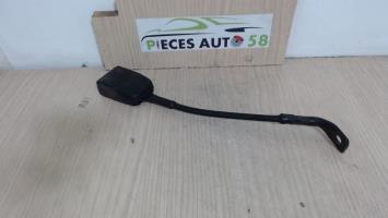 Attache ceinture avant gauche
