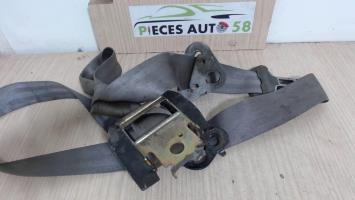 Ceinture avant droit