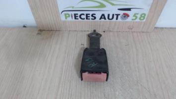 Attache ceinture avant gauche