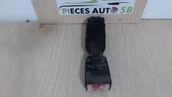 Attache ceinture arriere gauche