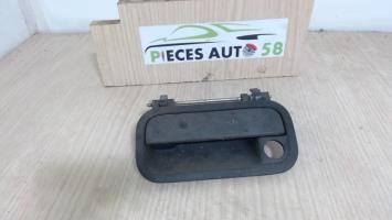 Poignee porte avant gauche
