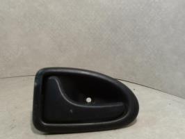 Poignee interieur avant gauche
