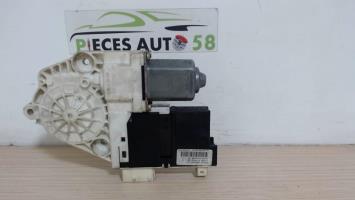 Moteur leve vitre avant droit