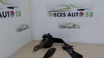 Ceinture avant droit