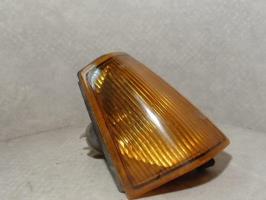 Optique avant secondaire droit (feux)(clignotant)