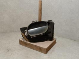 Poignee interieur avant droit