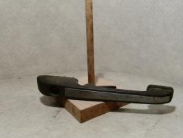Poignee porte avant gauche