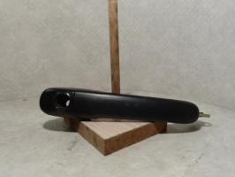 Poignee porte avant gauche