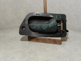Poignee interieur avant droit