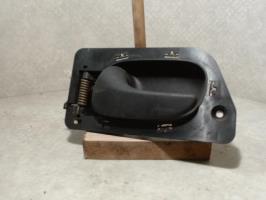 Poignee interieur arriere gauche