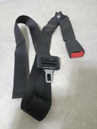 Attache ceinture arriere droit
