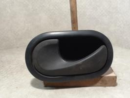 Poignee interieur avant gauche