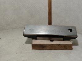 Poignee porte avant gauche
