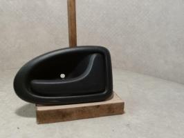 Poignee interieur avant droit