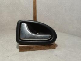Poignee interieur avant gauche